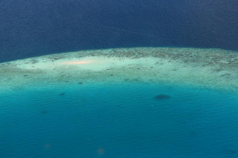 Maldives from the air (38).jpg